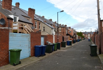 Heaton: Tyneside flats with enclosed rear yards (Feb 2014) CC BY-NC-ND 4.0